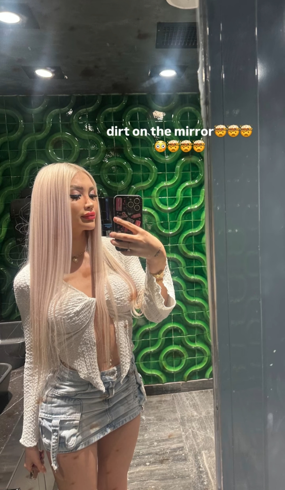 Üçgüllük Başarılı Kadın Escort Bayan Serpil