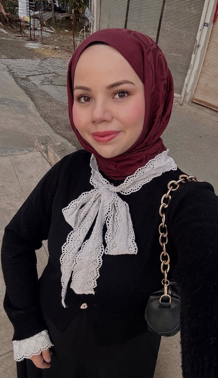 Işıklı Bilinçli Kadın Escort Bayan İlayda