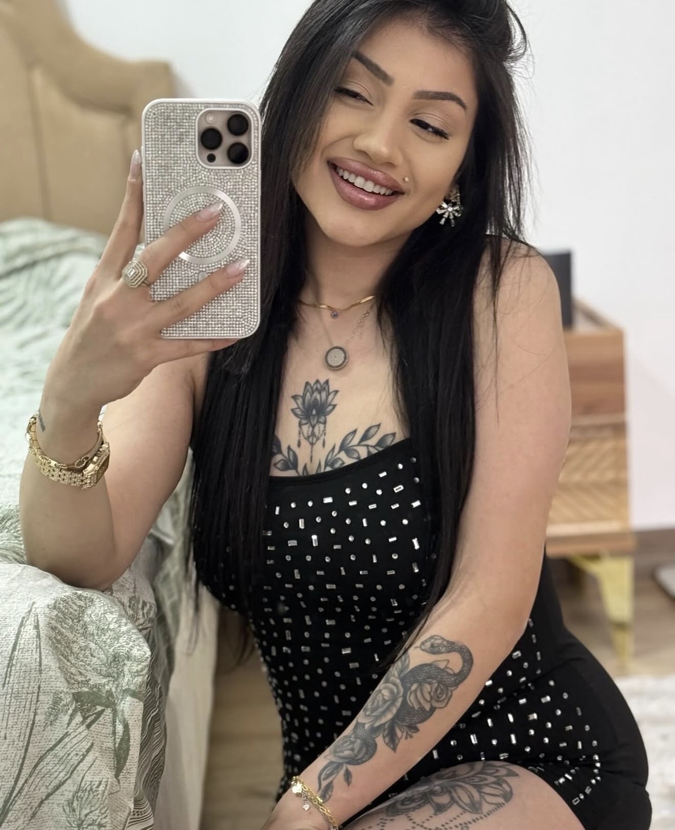 Tülek Seksi Escort Melis